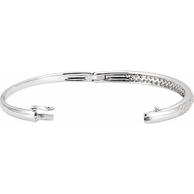 14K White Gold 1 1/2 CTW Natural Diamond Bangle 7" Bracelet - Image 2